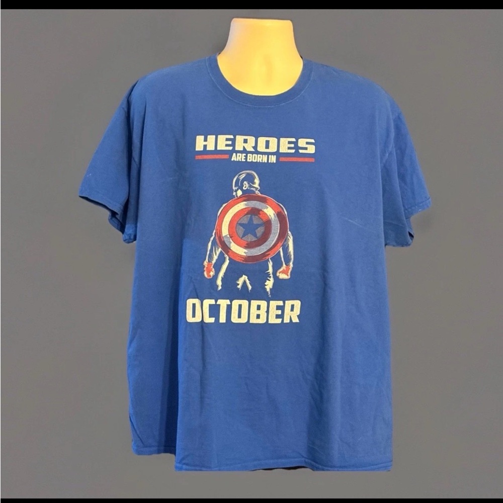 Gildan Marvel XL Men’s “Heros Are Born In October” Capt America t-shirt Vintage